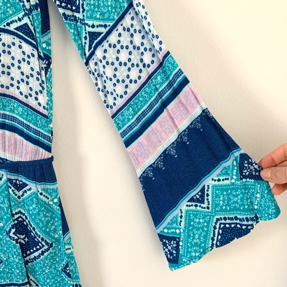 Like New! H&M Blue Pattern Bell Sleeve Boho Dress - Picture 5 of 8